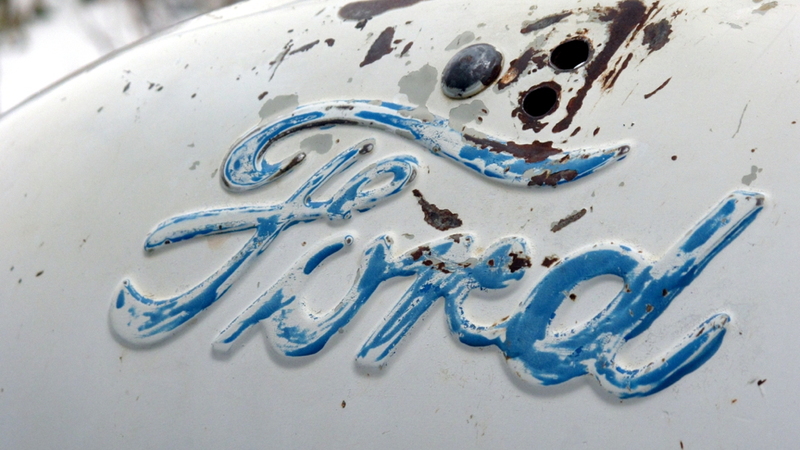 Illustration for article titled Maserati's 911-Fighting GranSport, New Ford Ads Kill Ford Logo, And Chrysler Has Best April In Four Years